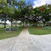 Devon Aire Park