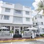 Chesterfield Hotel & Suites