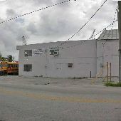 NW  South River Drive