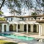Lubotta Residence