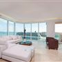 South Beach high -rise Apartment with Ocean View