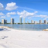 Hobie Beach North Side