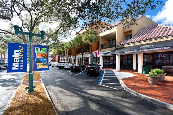 Main Street Miami Lakes