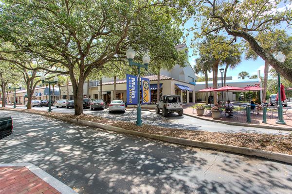 Main Street Miami Lakes