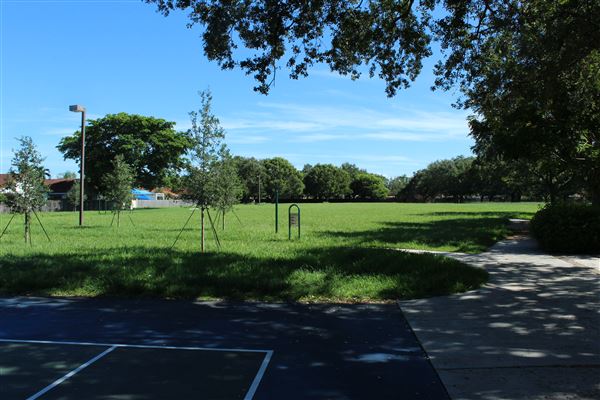 Forest Lakes Park