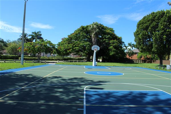 Forest Lakes Park