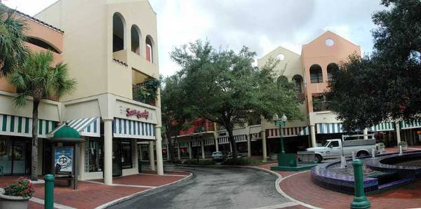 Main Street Miami Lakes