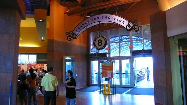 Dolphin Mall