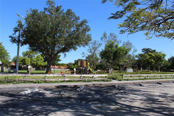 Forest Lakes Park