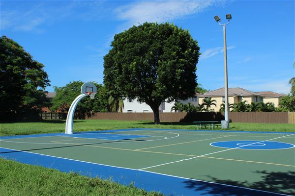Forest Lakes Park