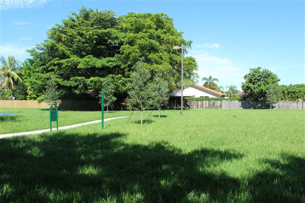 Forest Lakes Park