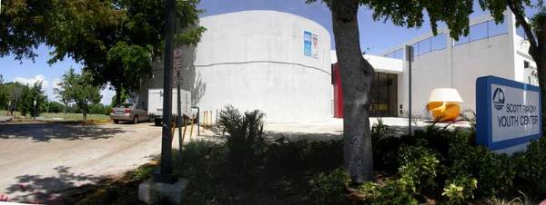 SCOTT RAKOW YOUTH CENTER & ICE RINK