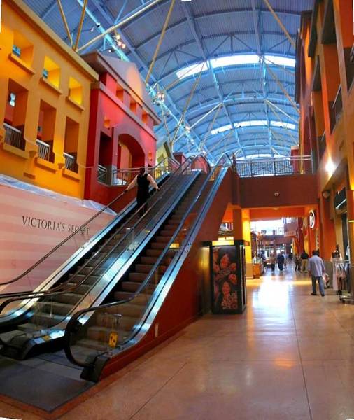 Dolphin Mall